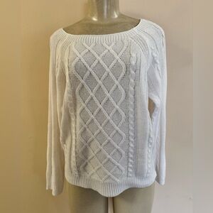 NWOT White Cable Knit Sweater Medium